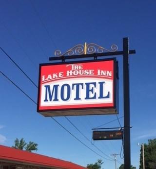 The Lake House Inn Laurie Екстериор снимка